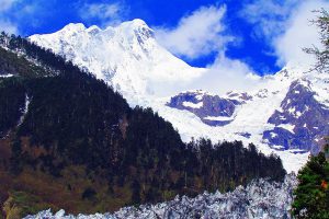 Meili Snow Mountain Diqing
